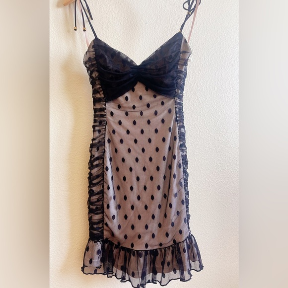 Black/Nude Lace Party Mini Dress - Picture 1 of 4